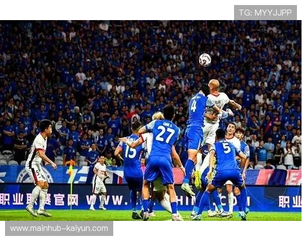 德甲联赛竞争空前激烈欧冠席位与保级大战双线燃起全面进入白热化阶段