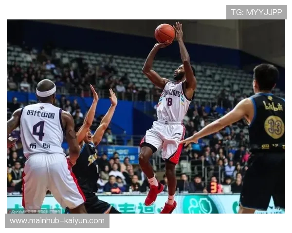 上海大鲨鱼客场挑战深圳,十连胜征程面临考验